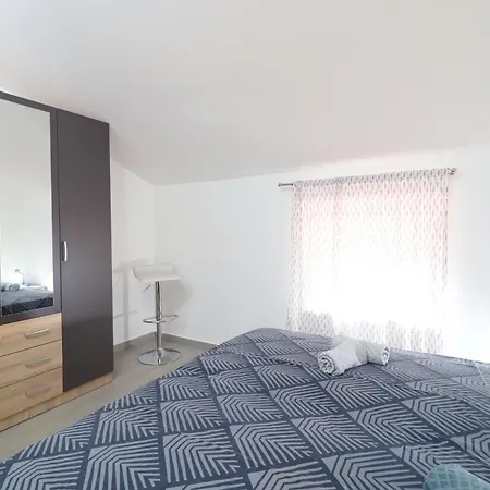 House Tia With Jacuzzi And Bbq In A Oasis 别墅 奥帕提亚