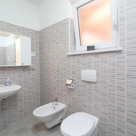 House Tia With Jacuzzi And Bbq In A Oasis 别墅