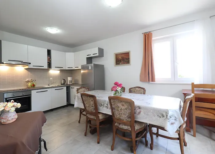 House Tia With Jacuzzi And Bbq In A Oasis Βίλα