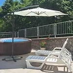 House Tia With Jacuzzi And Bbq In A Oasis Вилла Опатия