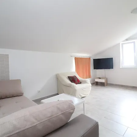 Villa House Tia With Jacuzzi And Bbq In A Oasis