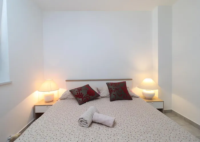 Villa House Tia With Jacuzzi And Bbq In A Oasis Opatija