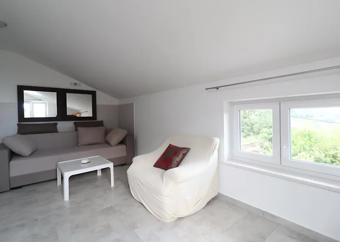 House Tia With Jacuzzi And Bbq In A Oasis Villa